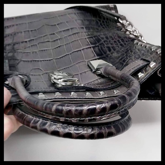 Michael Kors Large Hamilton
Studded Leather Tote - Picture 11 of 16